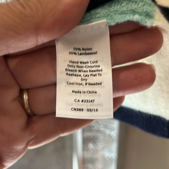 Talbots stretchy waffle knit hoodie - Picture 6 of 7